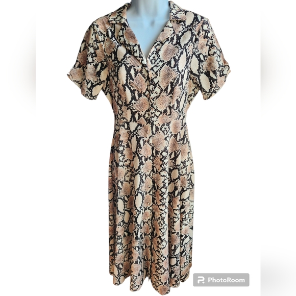 Lulus Dresses & Skirts - Lulus Let's Snake a Deal Beige Snake Print Collared Midi Dress Size XS